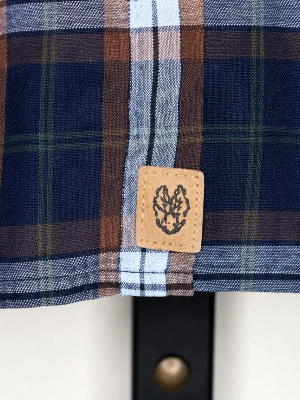 Banana Republic Untucked Slim Fit XL Plaid Button Down Shirt